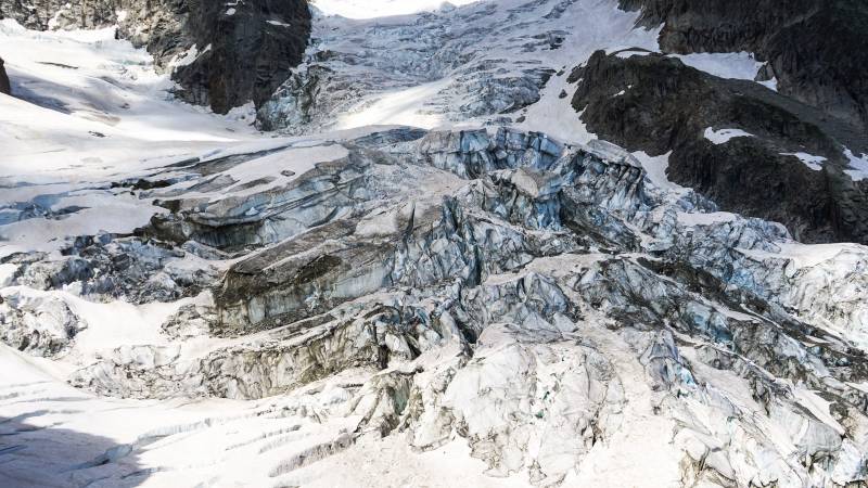 'Slight improvement' in melting glacier threatening Italy resort