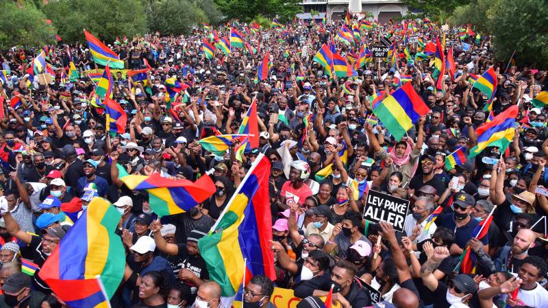 Landmark protest in Mauritius over giant oil spill