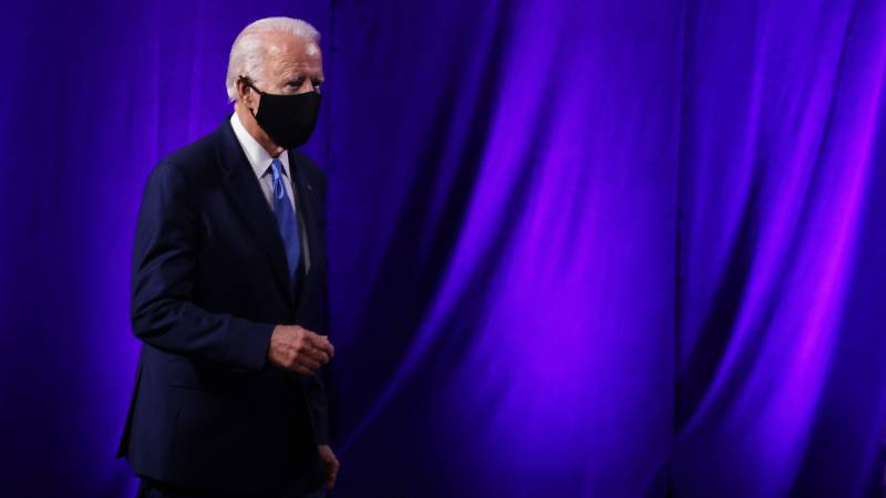  Biden meets family of black Kenosha man shot by police