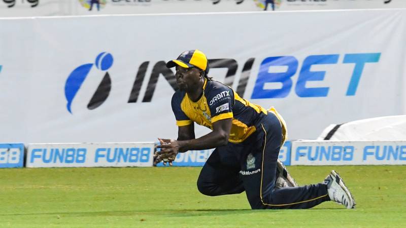 Bowlers and Hetmyer take Warriors into CPL semis