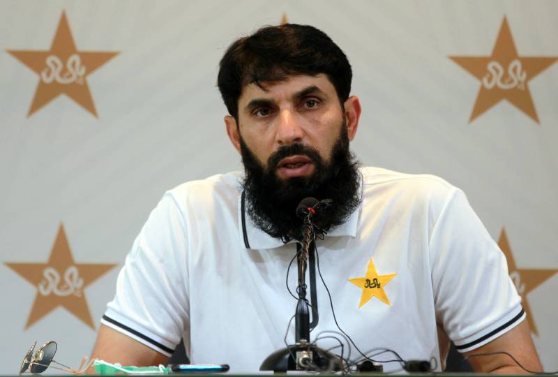 Misbah puts up stout defence of young pacers