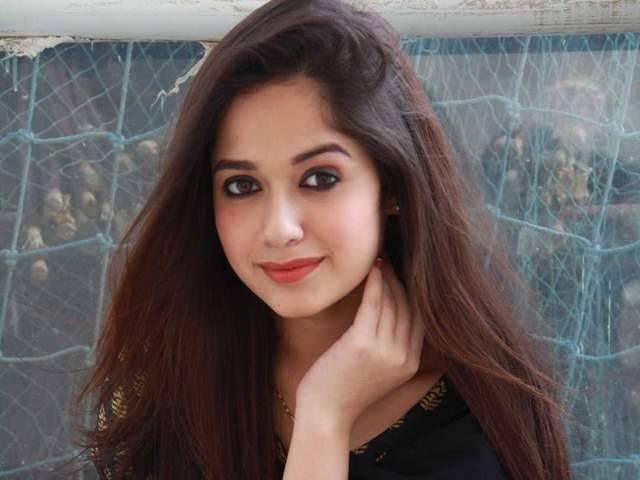 TikToker Jannat Zubair says suffering from ‘charging’ anxiety