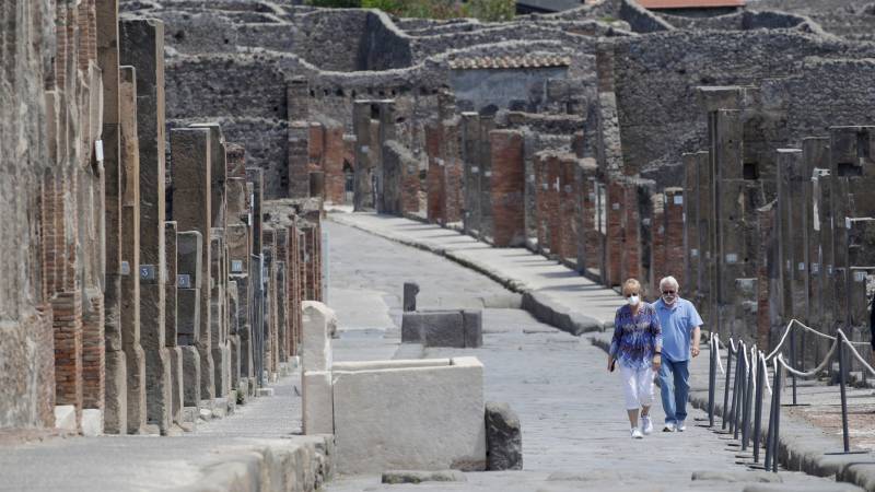 Italy announces international search for new Pompeii head