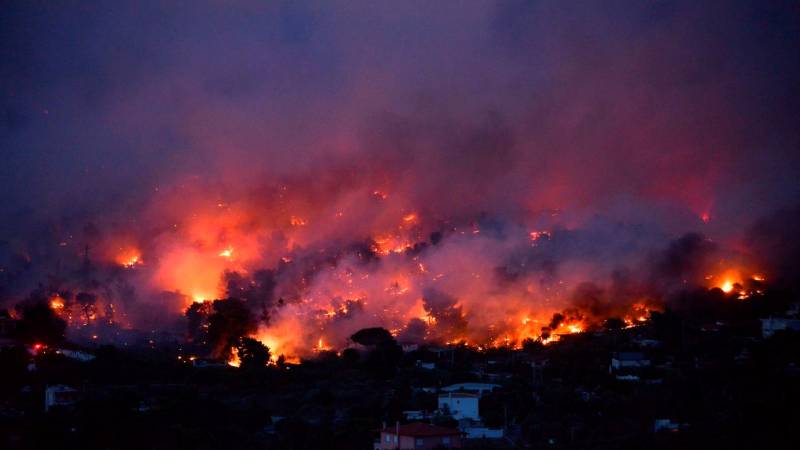 Wildfire burning in Athens suburb