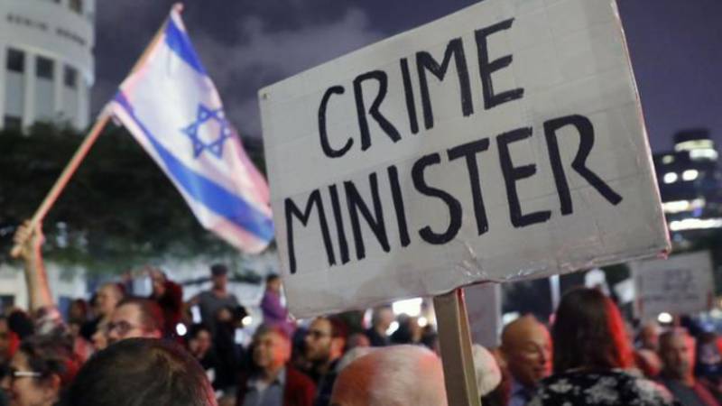 Israelis take to streets against Netanyahu despite emergency regulations