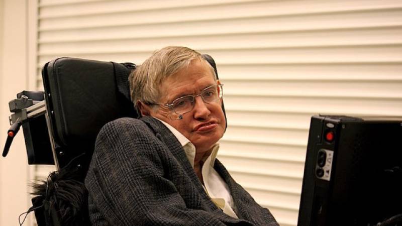 UK Nobel physics laureate pays tribute to snubbed Hawking