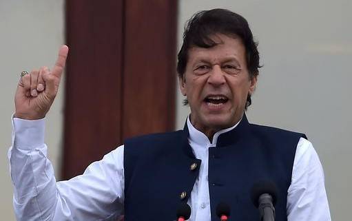 PM Imran vows crackdown on hoarders, high prices from Monday