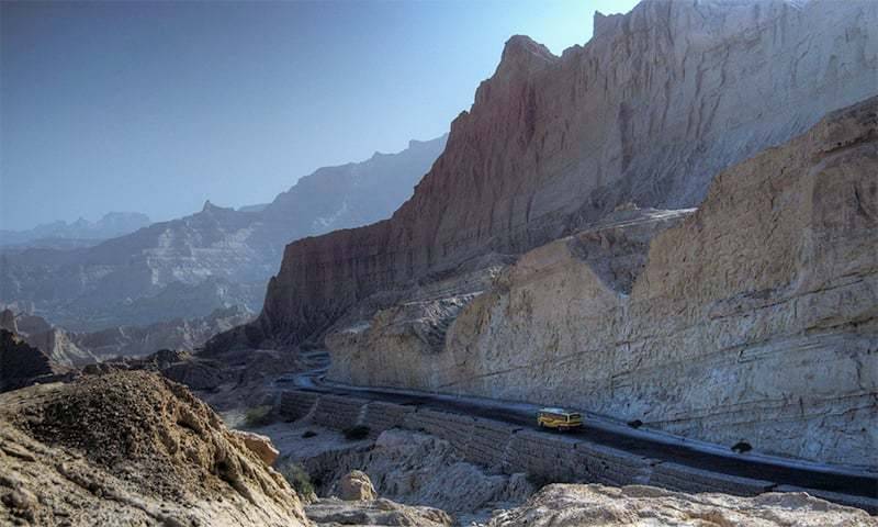 6 security men martyred in Makran terror attack on OGDCL convoy