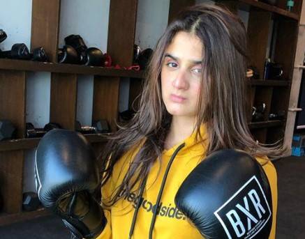 Actress Hira Mani puts on boxing gloves and warns haters