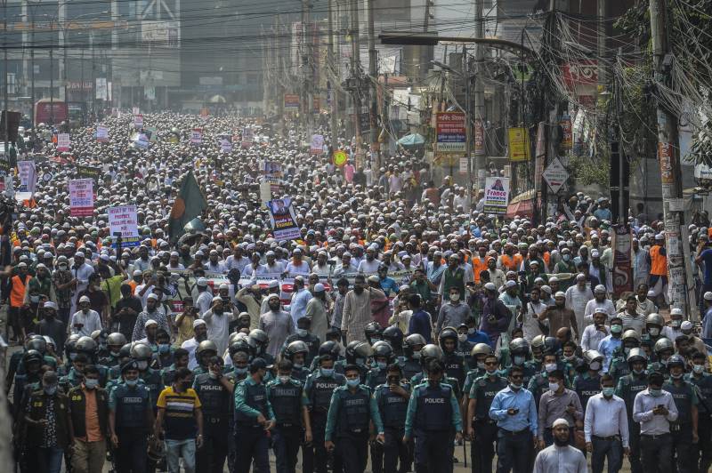 Huge anti-France rally in Bangladesh as Macron backlash widens