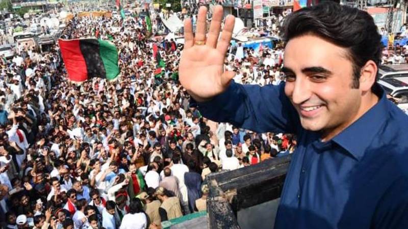 Bilawal raises questions about PM's Gilgit visit