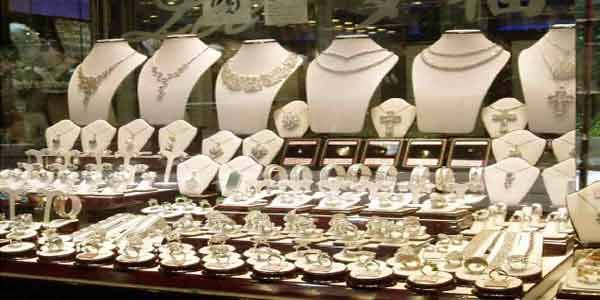 Pakistani jewellery sparkles at China International Import Expo