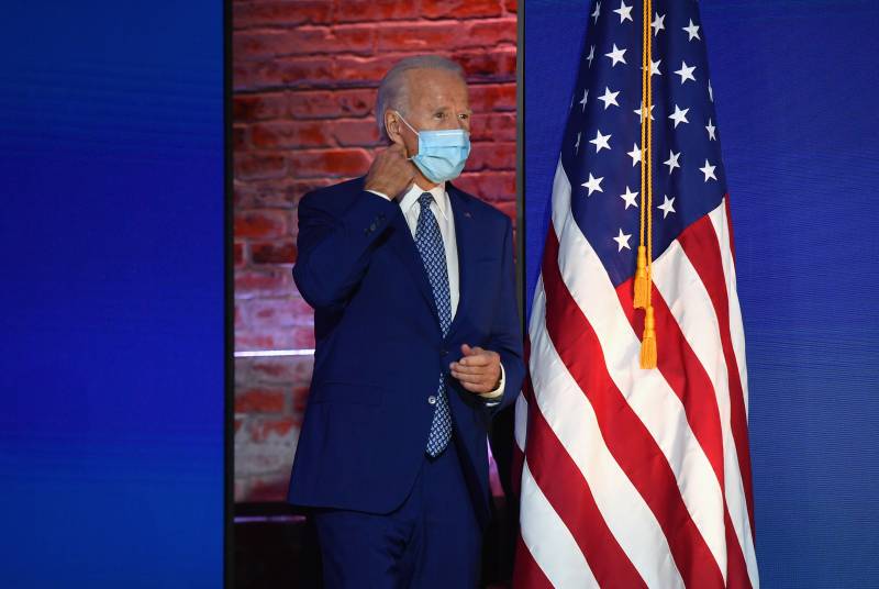  Joe Biden: Wearing mask 'not a political statement'