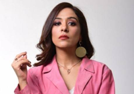 I want to be remembered by my poetry, says actress Yasra Rizvi