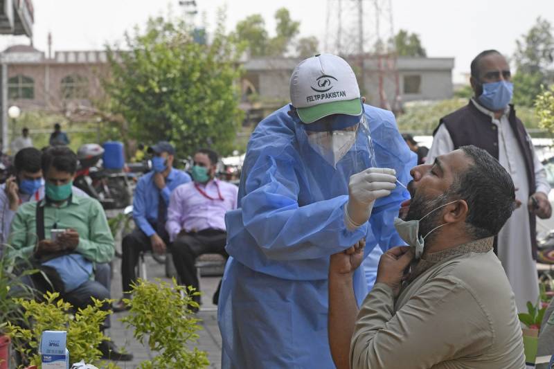 Sudden spurt in coronavirus cases claims 34 lives in Pakistan