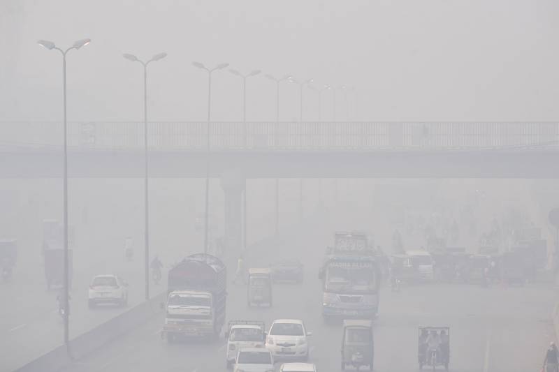 Thick smog engulfs several Punjab cities