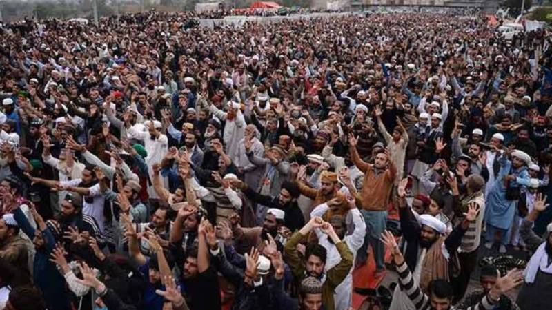 TLP calls off Faizabad sit-in after talks with govt