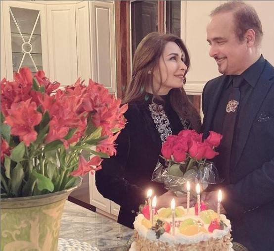 Reema celebrates wedding anniversary in USA