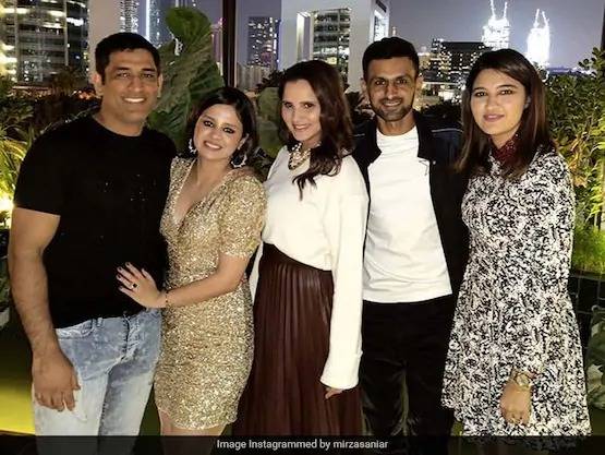 Sania Mirza, Shoaib Malik celebrate birthday of Dhoni’s wife in Dubai