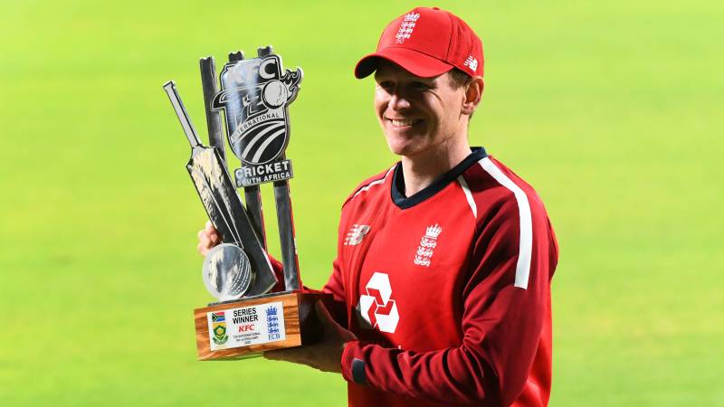 England captain Morgan defends use of signals from team balcony