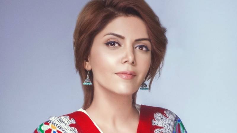 Hadiqa Kiani sued for Rs20 million by a woman over 'hair loss'