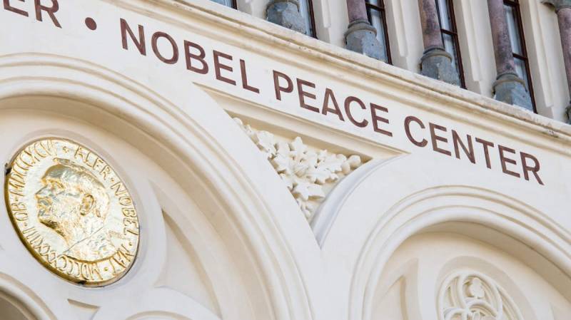 Nobel laureates receive prizes at home amid pandemic