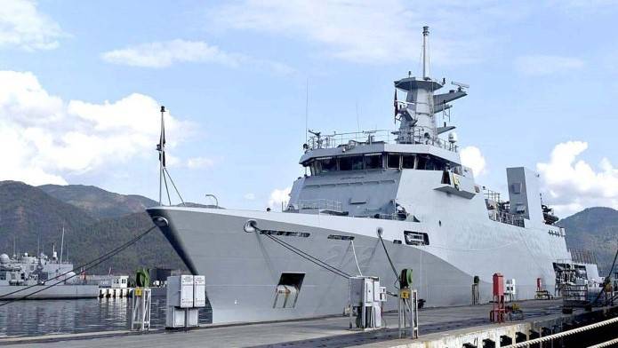 Pakistan Navy’s TABUK visits Port Aksaz of Turkey