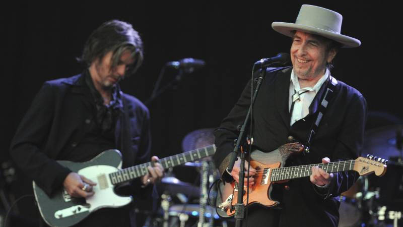 Universal Music buys Bob Dylan's entire back catalog