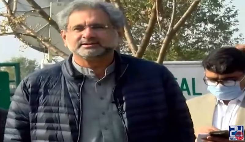 PTI govt made Pakistan only country where LNG is expensive than diesel: Abbasi