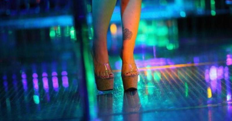 California judge allows San Diego strip clubs to stay open