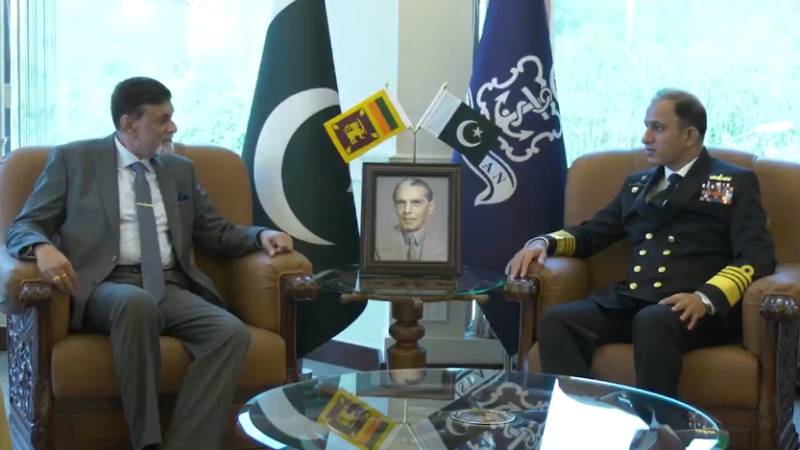 Sri Lankan HC to Pakistan calls on CNS Admiral Amjad Niazi 