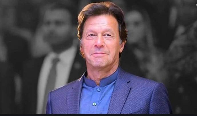 PM Imran delighted as expats rain dollars into Roshan Accounts