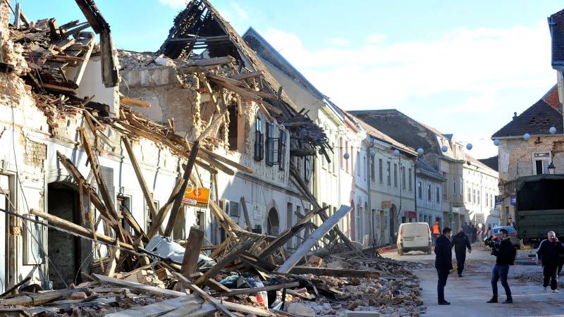 Six dead as strong quake strikes central Croatia