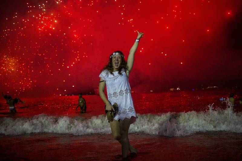 Brazil rings in 2021 with nearly empty Copacabana beach