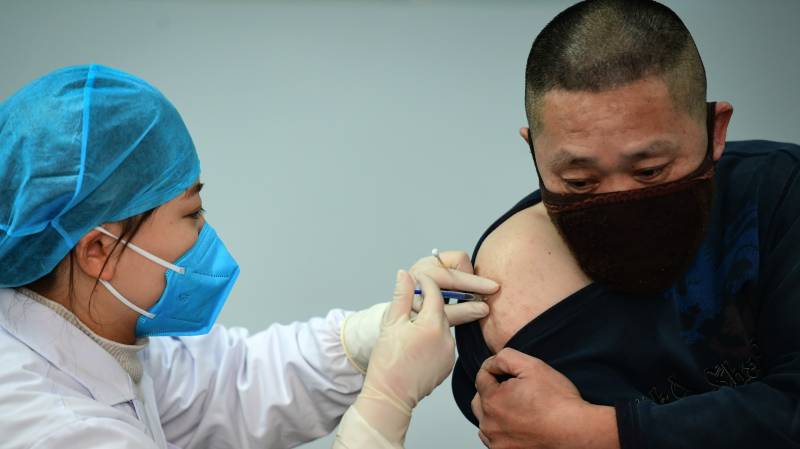 Beijing vaccinates thousands in Covid-19 jab drive