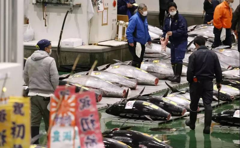 Pandemic overshadows Japan's New Year tuna auction