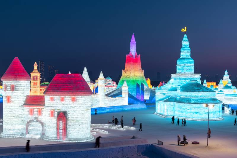 Frozen towers and palaces stun visitors at Harbin ice festival