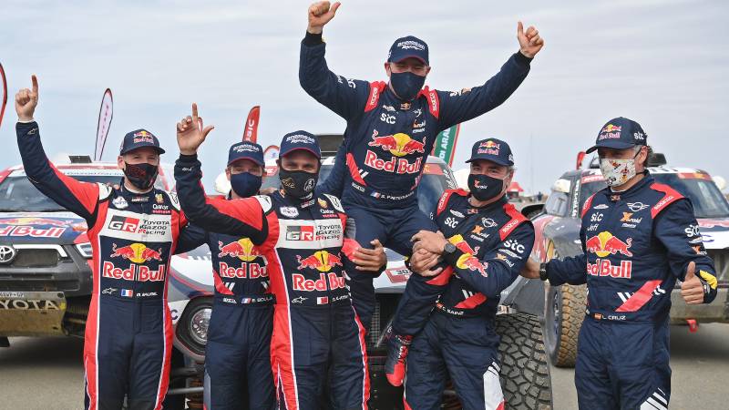 France's Stephane Peterhansel wins Dakar Rally for 14th time