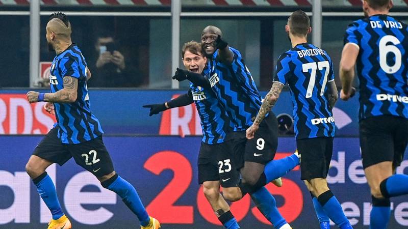 'Perfect' Inter shock Juventus to move level with leaders Milan