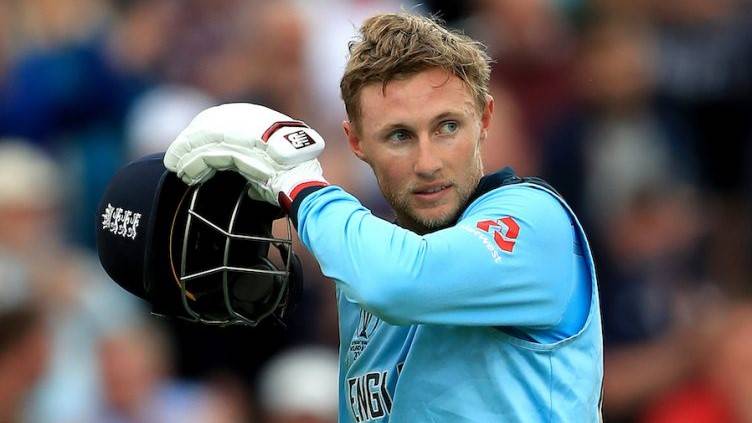 Root thanks England's lone fan for devoted support