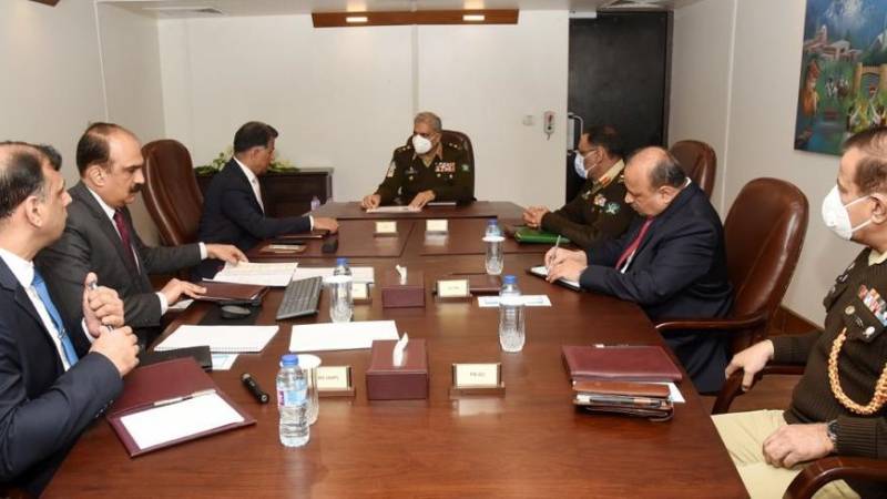 COAS General Bajwa visits ISI headquarters 