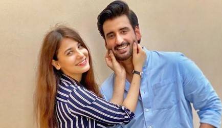 Actor-couple Hina Altaf and Agha Ali to host power couples