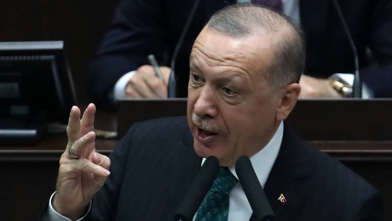 Erdogan accuses US of backing 'terrorists' in Iraq