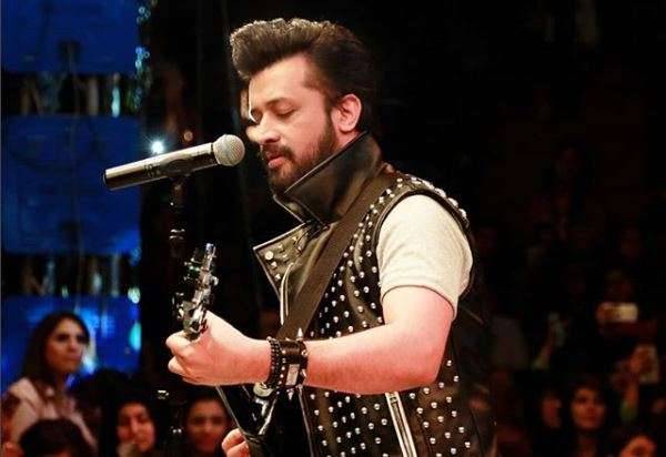 Atif Aslam releases teasers of his latest song ‘Raat’