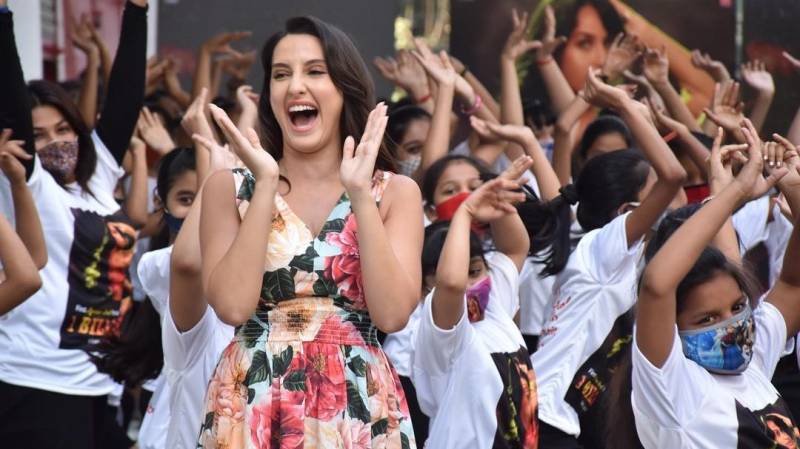 Nora Fatehi dances with kids on Dilbar song, video goes viral