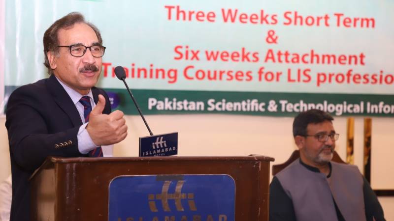 Training course for library professionals concludes in Islamabad 