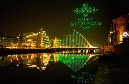 Drones create dazzling light display in Ireland