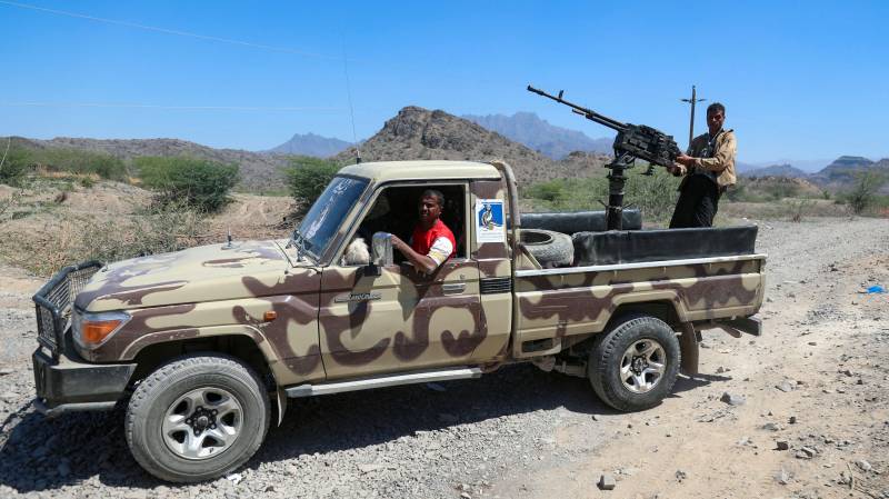 Huthis advance on Yemen's Marib after taking mountain