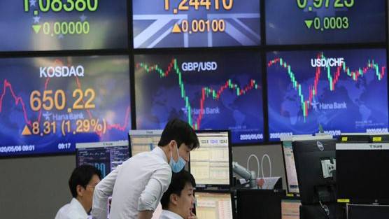 Asian markets swing as inflation fear tempers recovery hope