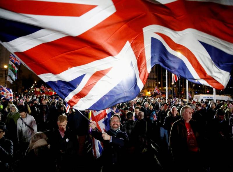 Australian festival pulls plan to soak UK flag in Indigenous blood